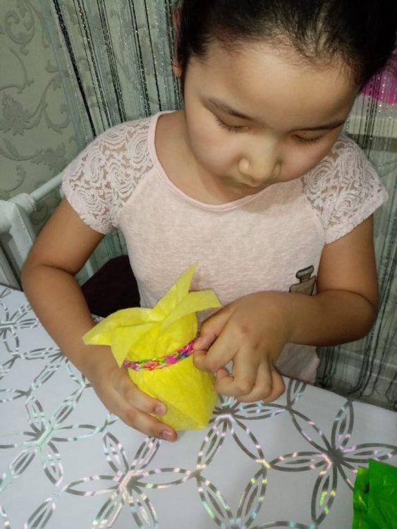 «Қалдыққа екінші өмір сыйлау» қол өнері.
