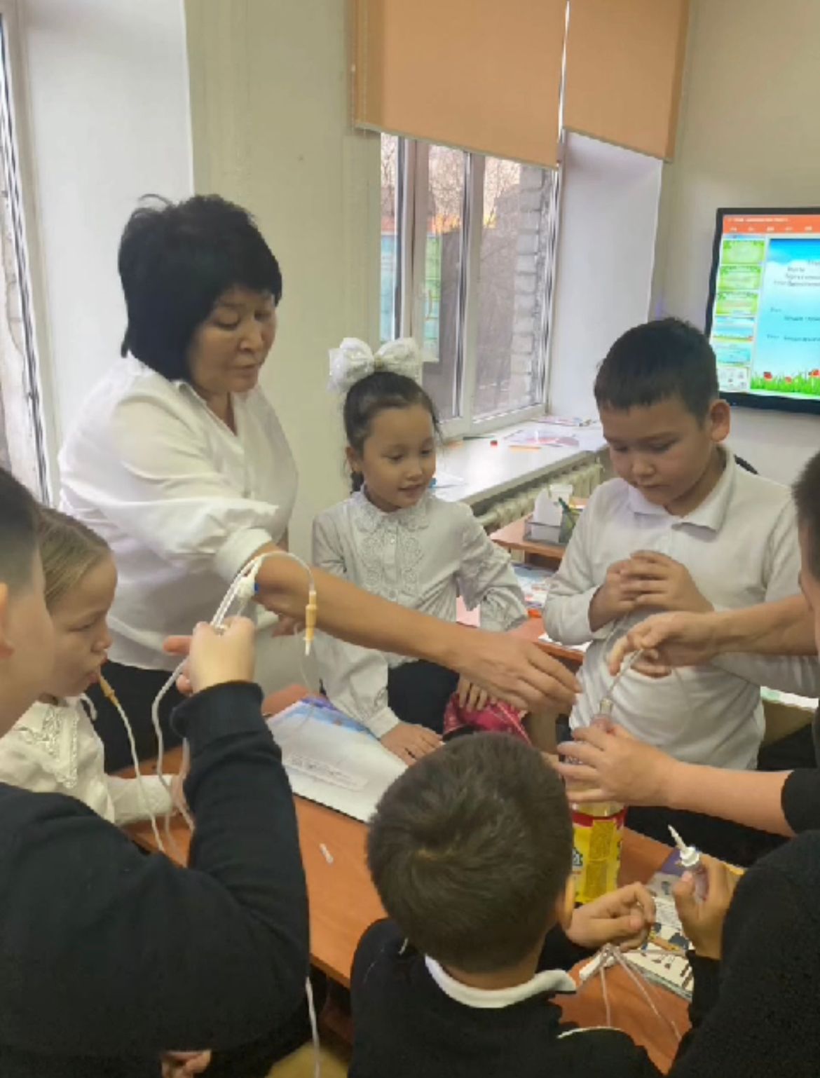«Баршаға әрі жекеге арналған мектеп» жобасы аясында Lesson Study технологиясымен 3 «А» сыныбында жаратылыстану пәнінен зерттеу сабағы өтті.